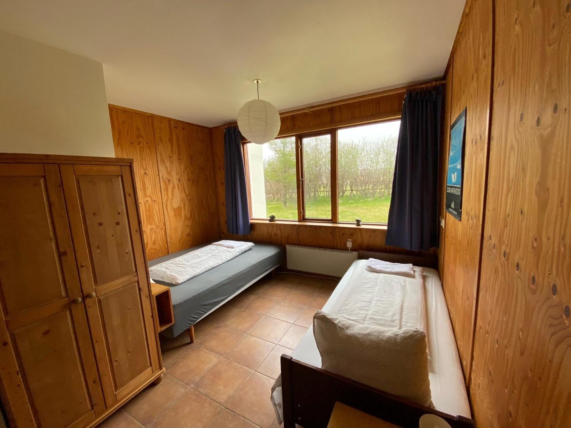 Brekkulaekur Guesthouse Hunathing Vestra ภายนอก รูปภาพ