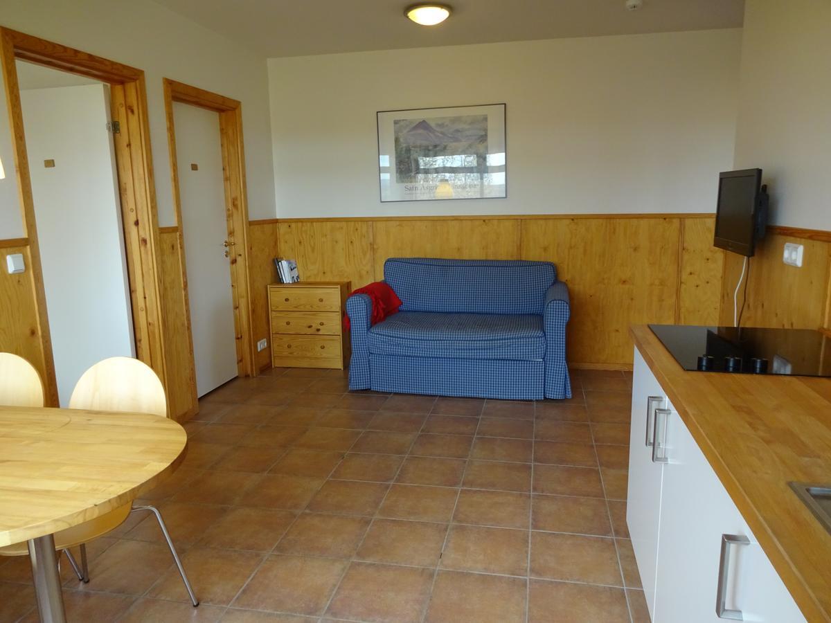 Brekkulaekur Guesthouse Hunathing Vestra ภายนอก รูปภาพ