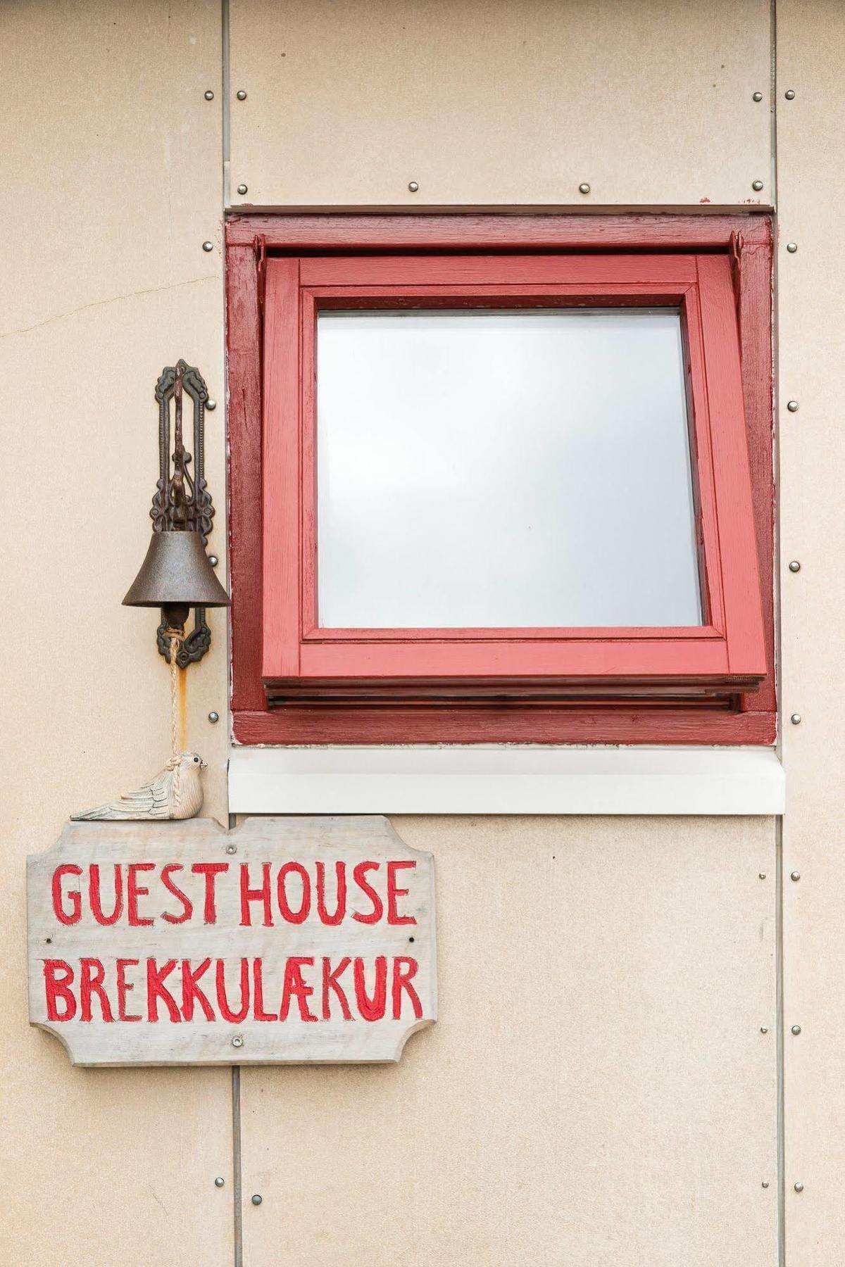 Brekkulaekur Guesthouse Hunathing Vestra ภายนอก รูปภาพ