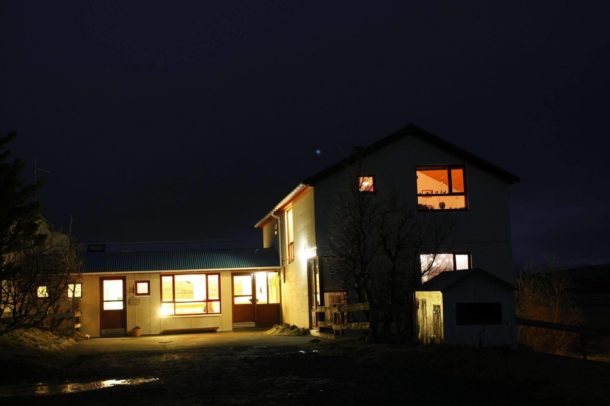 Brekkulaekur Guesthouse Hunathing Vestra ภายนอก รูปภาพ