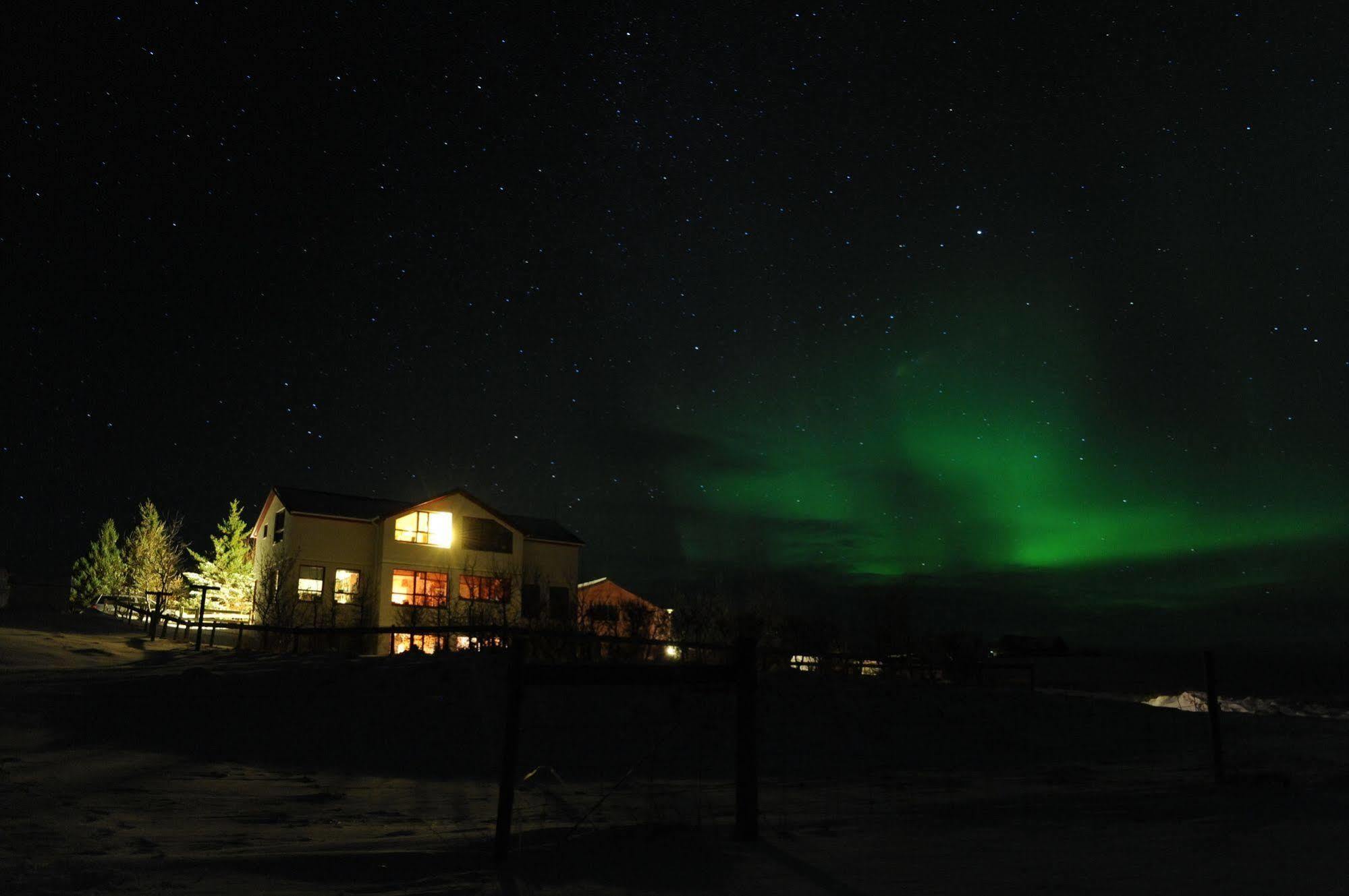 Brekkulaekur Guesthouse Hunathing Vestra ภายนอก รูปภาพ